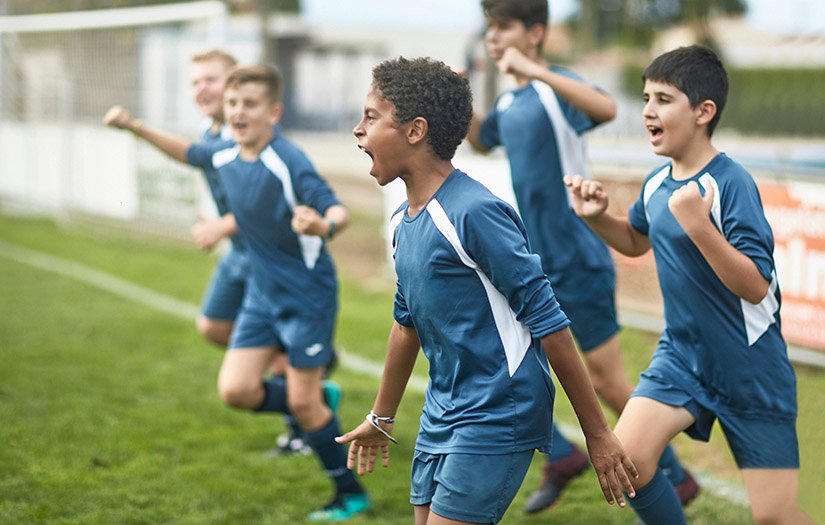 WORKOUTS FOR KID ATHLETES: STRENGTH TRAINING EXERCISES AND CONDITIONING: